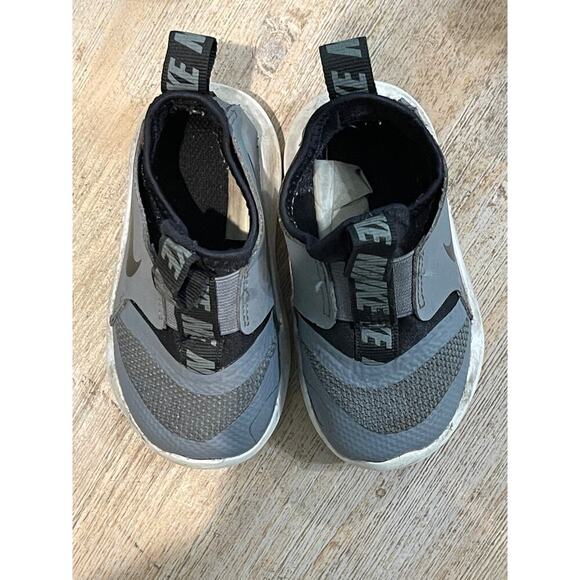 Nike Other - Nike Flex Runner Slip On Baby Toddler Infant Shoes Gray SZ 5C Causal Athletic